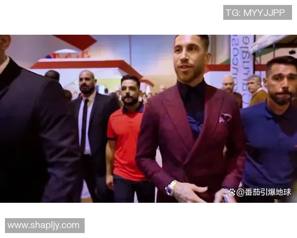 足球明星的财富揭秘他们的收入来源与奢华生活方式一览 足球明星的财富揭秘他们的收入来源与奢华生活方式一览